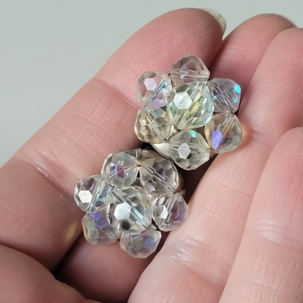 Vintage AB Crystal Cluster Clip On Earrings Womens OS Clear Good Iridescent MCM